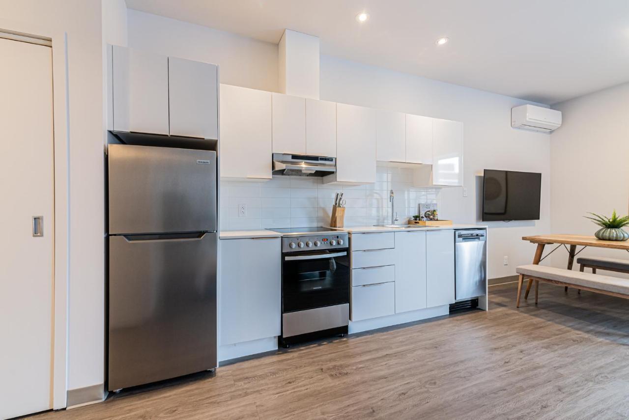 Brand New And Perfectly Located Flat In Le Plateau By Den Stays Montreal Exterior photo